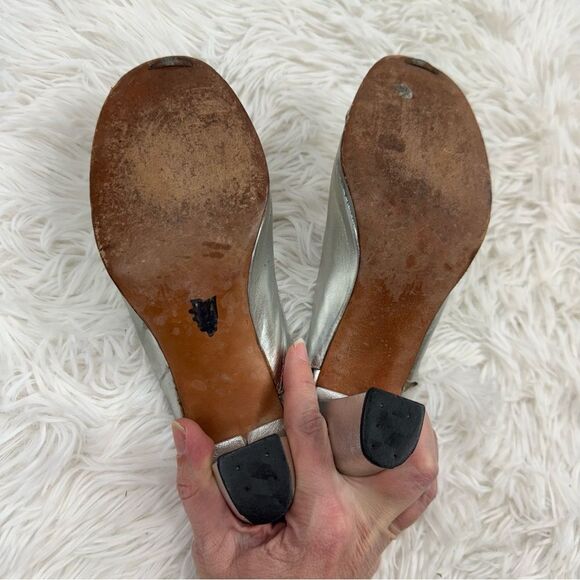 Roger Vivier Metallic Peep Toe Slingback Block Heel Sandals - Picture 10 of 13